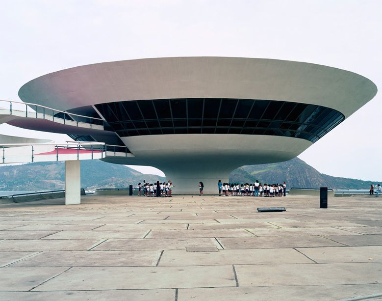 oscar-niemeyer-the-man-who-built-brasilia_003