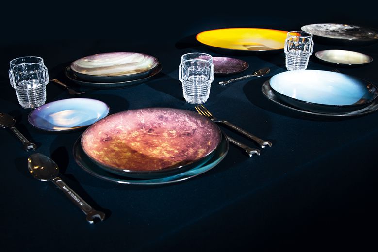 Cosmic Diner Moon Tray – SELETTI