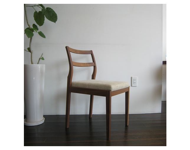 Chair CH-04(チェア CH-04)[タブルーム]