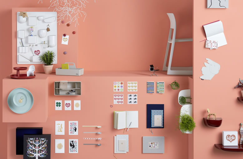 ヴィトラ vitra 廃盤カラー　赤　レンガ色 05｜ヴィトラ｜コンフォートQ｜阪急百貨店のインテリアショップ